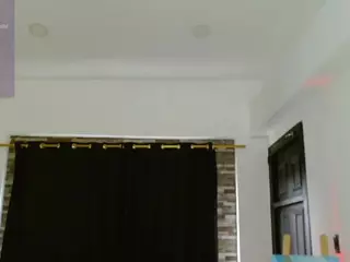Bell Art's Live Sex Cam Show