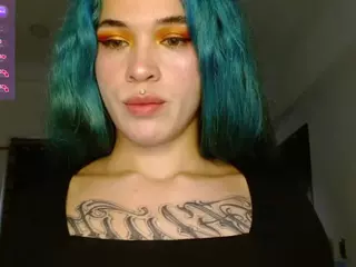 Bell Art's Live Sex Cam Show