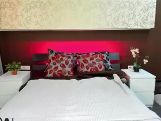 Donna's Live Sex Cam Show
