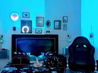 isis-raichu's Live Sex Cam Show