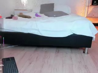 Kai-falcon's Live Sex Cam Show