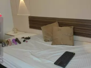 Kai-falcon's Live Sex Cam Show