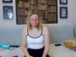 AmandaLisss's Live Sex Cam Show