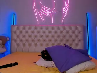 Jess-Lui's Live Sex Cam Show
