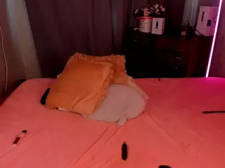 Jess-Lui's Live Sex Cam Show