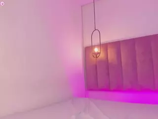 L U I S A H's Live Sex Cam Show