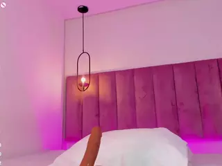 L U I S A H's Live Sex Cam Show