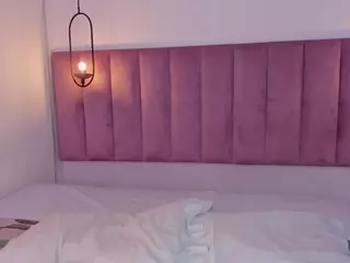 L U I S A H's Live Sex Cam Show
