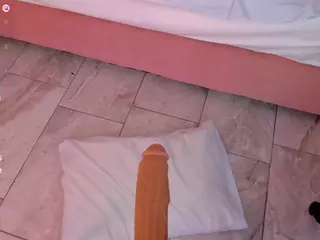 L U I S A H's Live Sex Cam Show