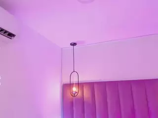 L U I S A H's Live Sex Cam Show