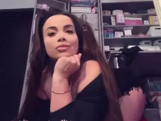 MyPhoenix's Live Sex Cam Show