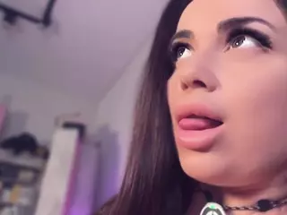 MyPhoenix's Live Sex Cam Show