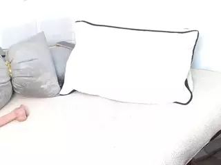 AshlyFoxx1's Live Sex Cam Show
