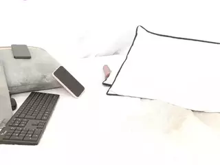 AshlyFoxx1's Live Sex Cam Show
