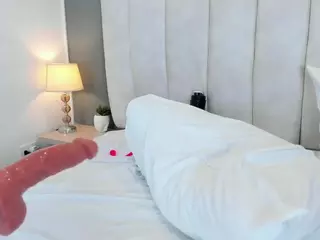 Ashleyy-23's Live Sex Cam Show