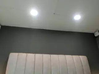 Ashleyy-23's Live Sex Cam Show