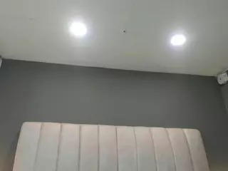Ashleyy-23's Live Sex Cam Show
