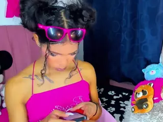 BLOOM222's Live Sex Cam Show