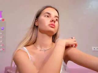 Er1ka's Live Sex Cam Show