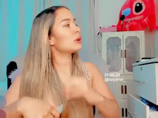 yellowranger1's Live Sex Cam Show