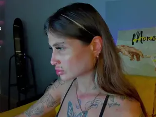 Patricia's Live Sex Cam Show