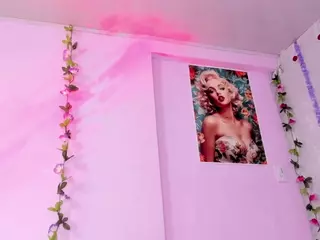 Samanta-roberts's Live Sex Cam Show
