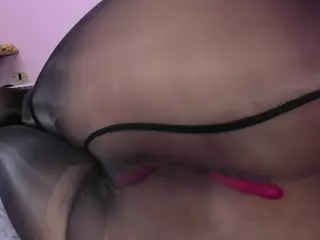 Samanta-roberts's Live Sex Cam Show