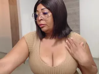 AmbarSofhia's Live Sex Cam Show