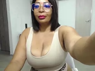 AmbarSofhia's Live Sex Cam Show