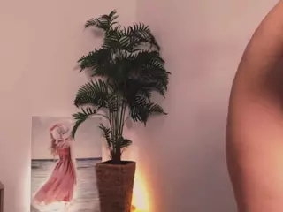 MissLullu's Live Sex Cam Show