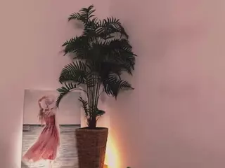 MissLullu's Live Sex Cam Show