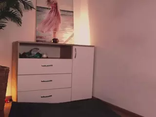 MissLullu's Live Sex Cam Show