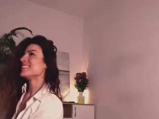 MissLullu's Live Sex Cam Show