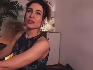 MissLullu's Live Sex Cam Show