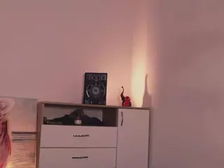 MissLullu's Live Sex Cam Show