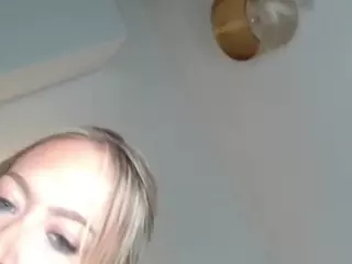 Elina's Live Sex Cam Show