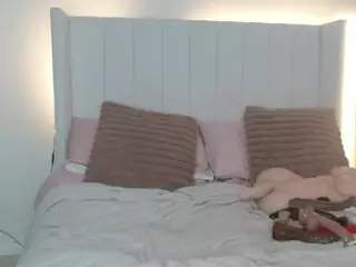 Elina's Live Sex Cam Show