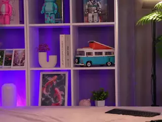 Emilyloveee's Live Sex Cam Show