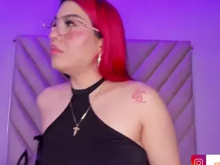 EmmaSwift's Live Sex Cam Show