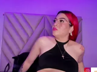 EmmaSwift's Live Sex Cam Show