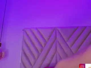 EmmaSwift's Live Sex Cam Show