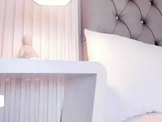 Victoria's Live Sex Cam Show
