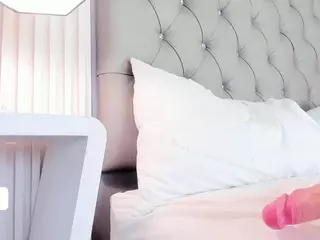 Victoria's Live Sex Cam Show
