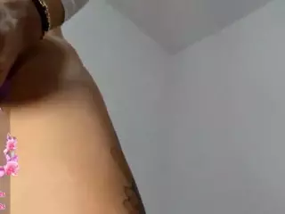SashaDiirty's Live Sex Cam Show