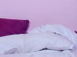 MiaWeiss's Live Sex Cam Show