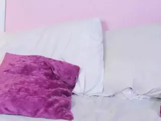 MiaWeiss's Live Sex Cam Show