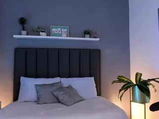 veronica185's Live Sex Cam Show