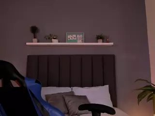 veronica185's Live Sex Cam Show