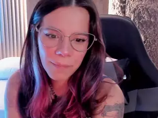 lydhia97's Live Sex Cam Show