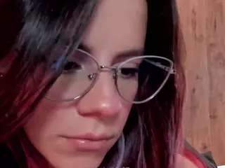 lydhia97's Live Sex Cam Show